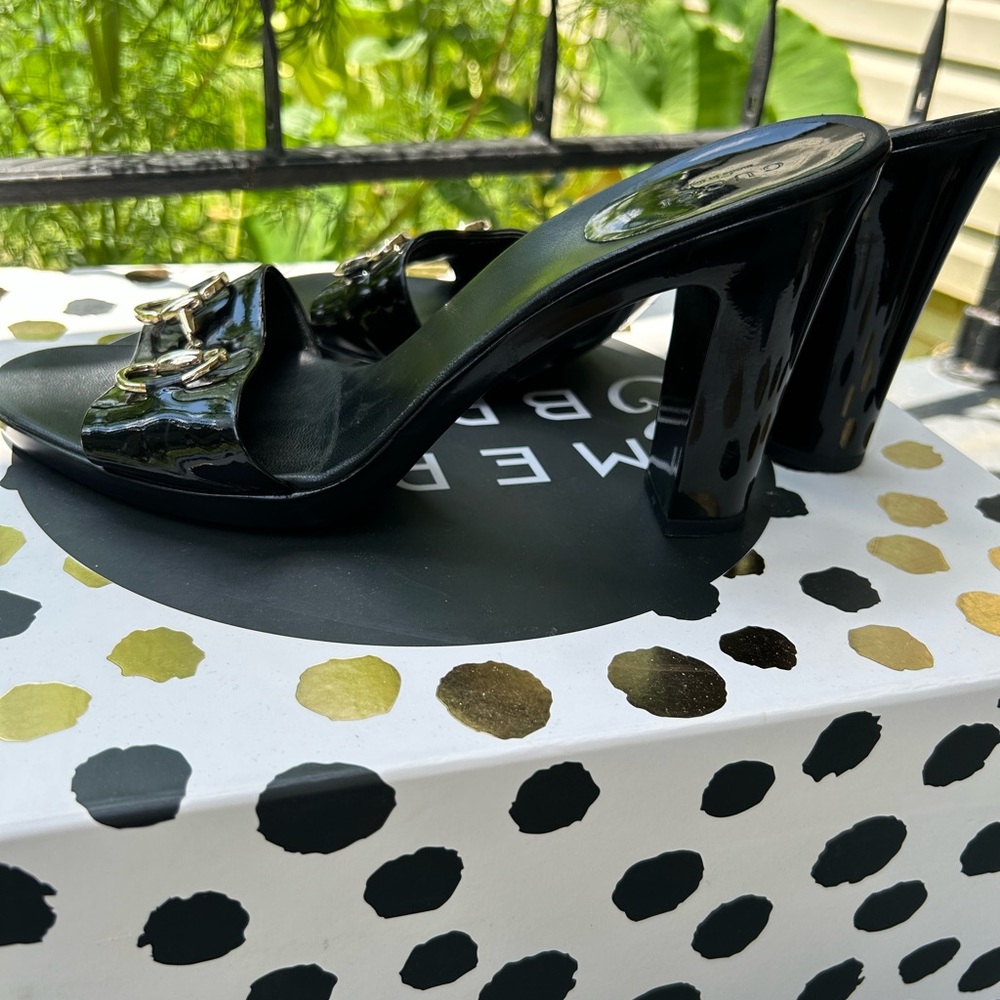 Gucci black  Heels  w  Gold Accent size 11